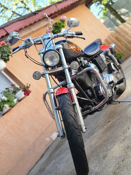 Harley Davidson Custo.