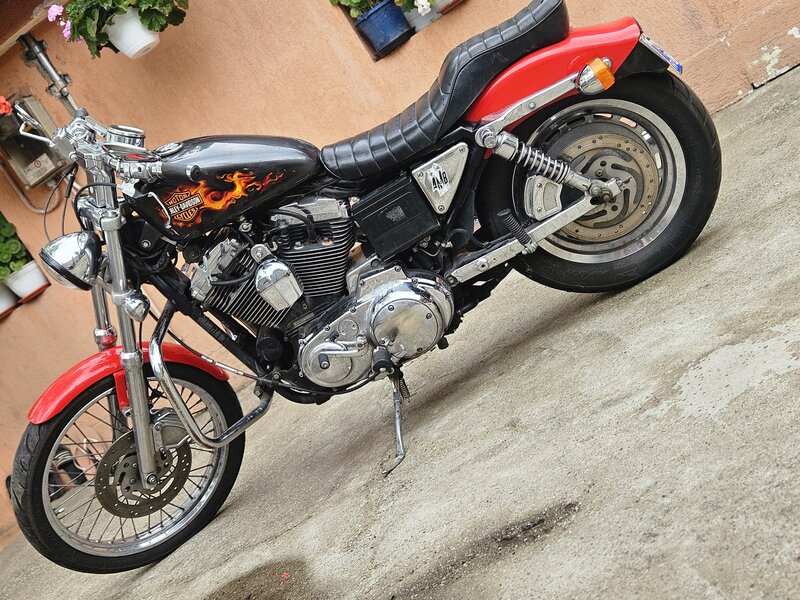 Harley Davidson Custo.